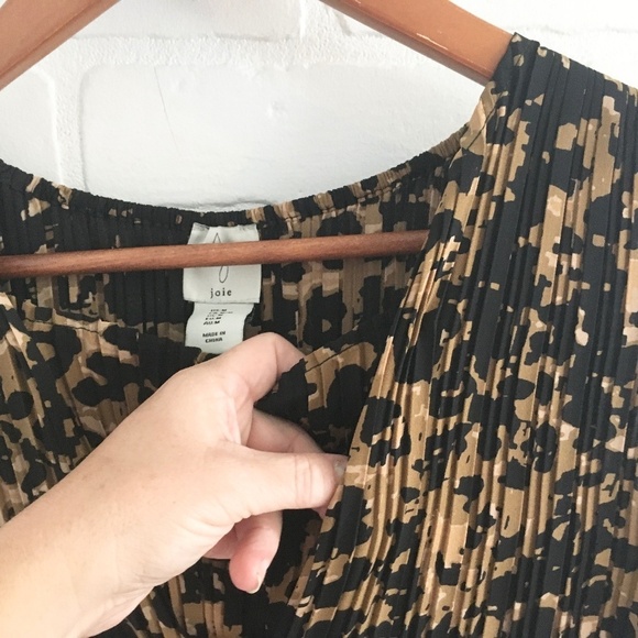 Revolve x Joie Ribbed Silky Tank top Blouse Animal print Leopard Black tan Sz M - Picture 5 of 13